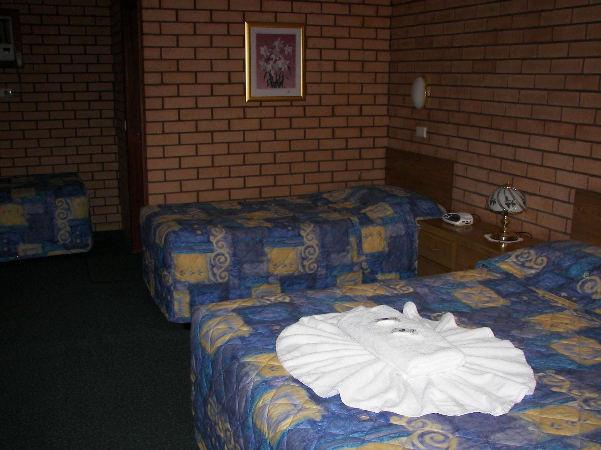 Bega Southtown Motor Inn Dış mekan fotoğraf